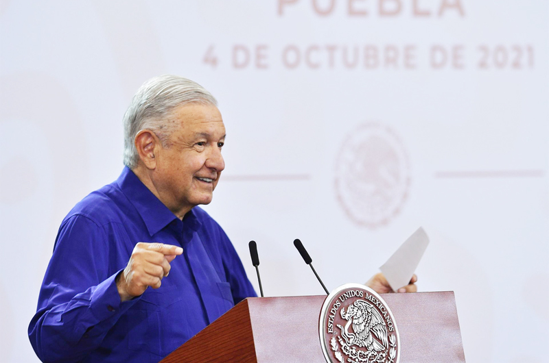 López Obrador defiende reforma eléctrica para evitar 