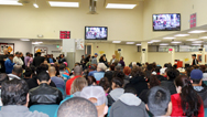 Continúan largos tiempos de espera para recibir atención en oficinas del DMV