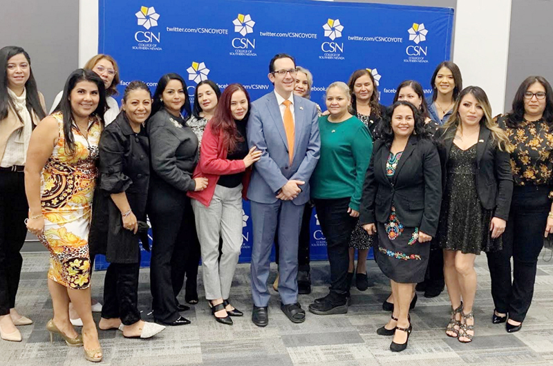 Primer Programa Consular de Emprendimiento para Mujeres Mexicanas