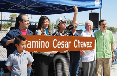 Cambiará Pecos a “Camino César Chávez” entre Owens y Charleston Blvd.
