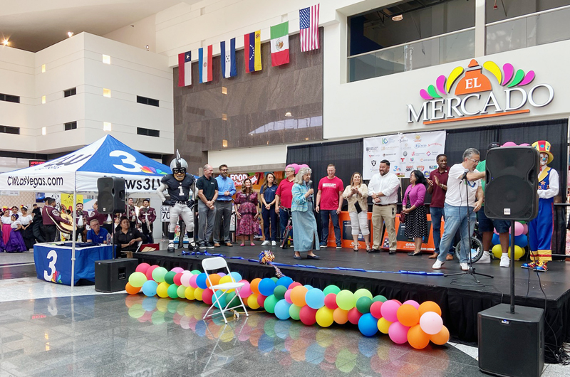 En concurrido Boulevard Mall... La Oportunidad fue una excelente oportunidad