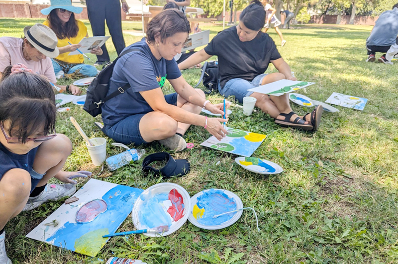 Ameno taller de arte y educación ambiental en el Paradise Park