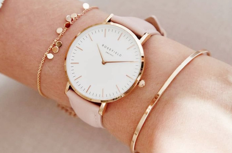Combinación de pulsera y reloj ¿Consigues el look perfecto?