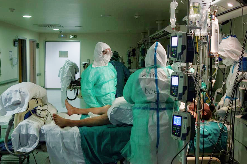Paraguay abre cuarteles militares para pacientes ante el desborde de los hospitales
