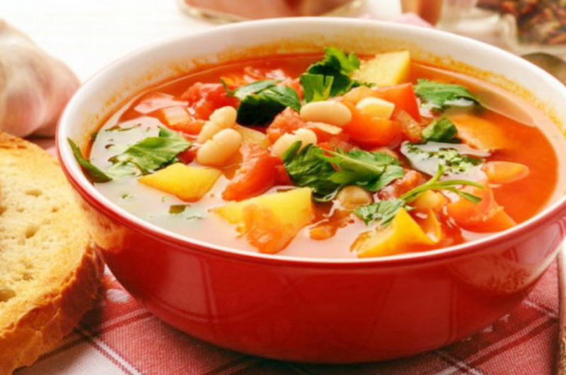 Cuando bajan las temperaturas se apetece una buena sopa o caldo de vegetales