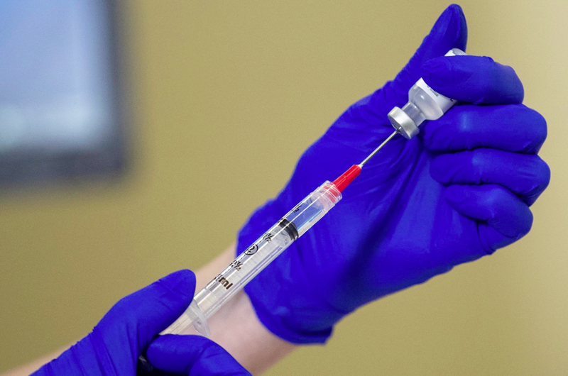 Pfizer inicia la prueba clínica de la vacuna contra variante ómicron