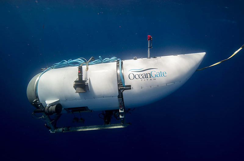 Un buque, drones acuáticos y aviones buscan el submarino turístico que iba al Titanic 