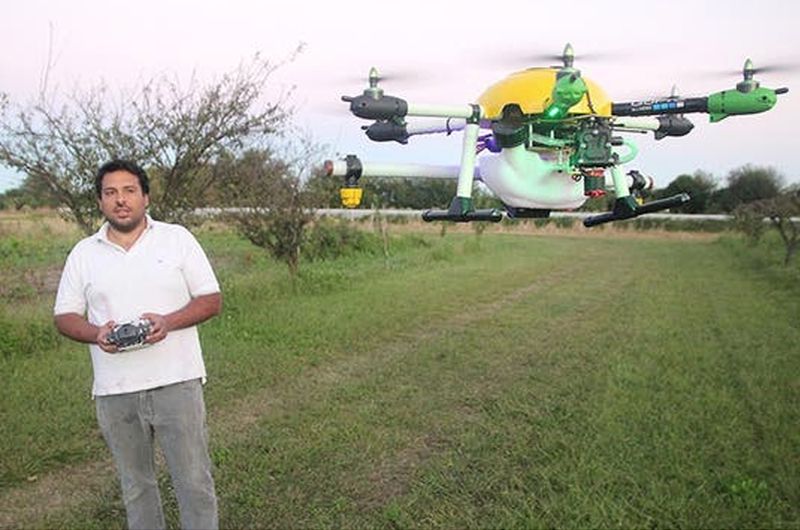 México y Estados Unidos estudian uso de drones para combatir plagas