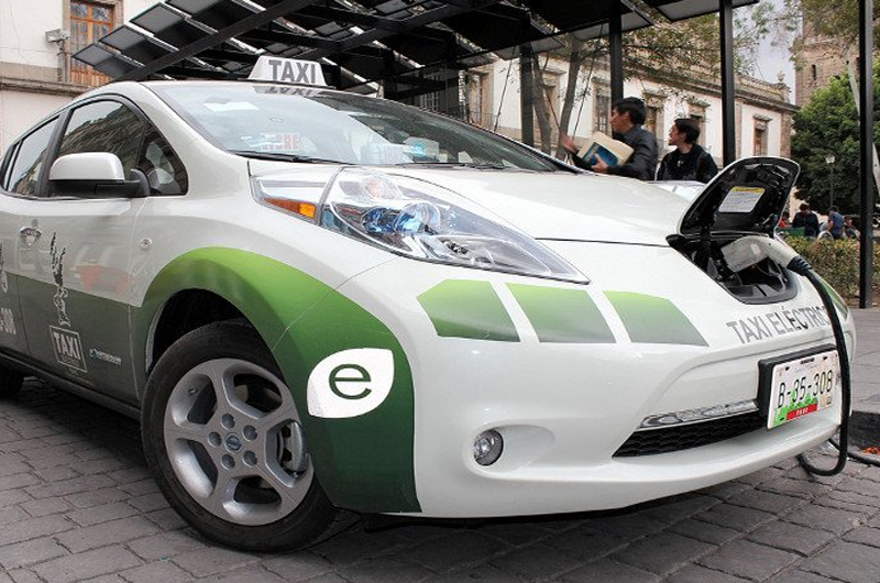 Vehículos híbridos y eléctricos, opción ecológica para automovilistas mexicanos 