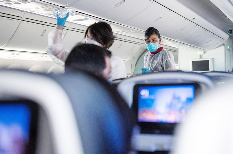 Mujer sin límite: Cinco secretos que  desconoces al subir a un avión