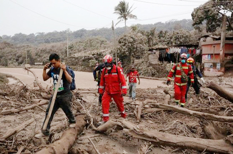 Reino Unido reitera ayuda a Guatemala por erupción del Volcán de Fuego