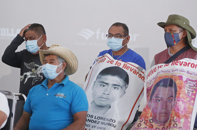 Familiares del caso Ayotzinapa ante el nuevo informe: “¿Cómo no estar enojados?”