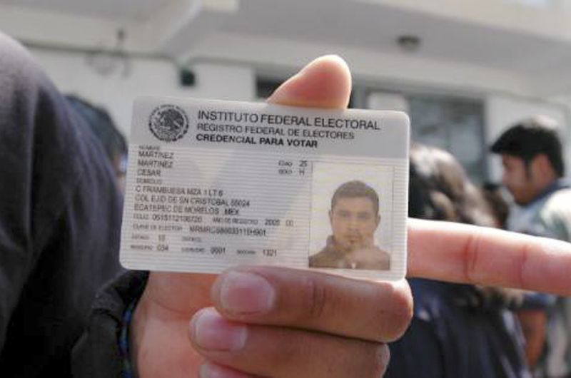 Instan a mexicanos del valle a a solicitar la Credencial de Elector