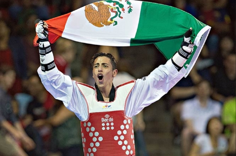 Carlos Navarro se dijo contento, se medirá a coreano y va por oro en Mundial de Taekwondo
