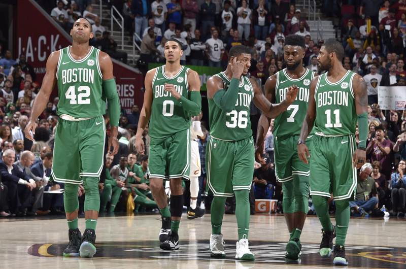 Celtics muestra su poderío rumbo a playoffs NBA al imponerse a Suns