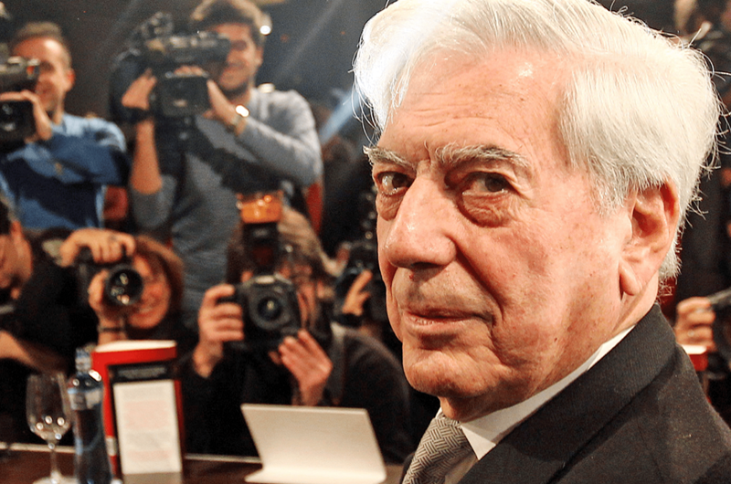 Afirma Vargas Llosa que triunfo de AMLO conduciría a México al populismo