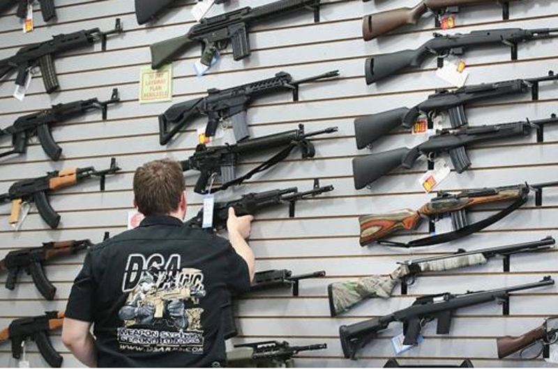 Desestiman republicanos debate de nuevas leyes sobre armas en Estados Unidos