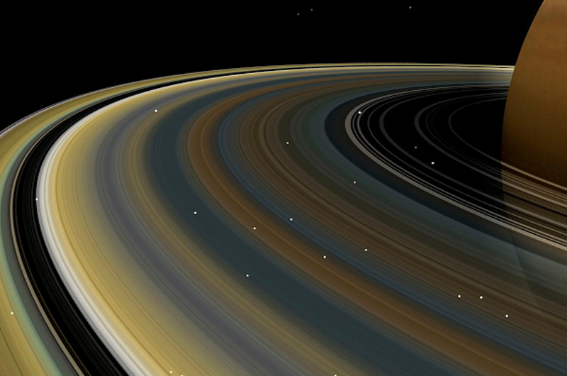 NASA difunde nueva fotografía de Saturno y sus anillos