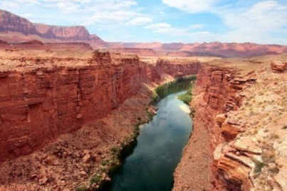 México y EUA firman acuerdo acerca de río Colorado
